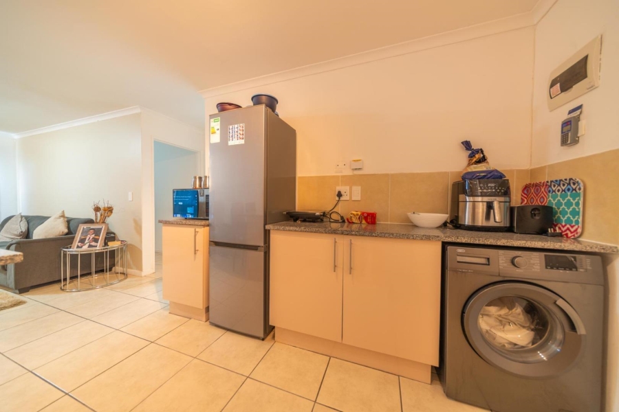 To Let 2 Bedroom Property for Rent in Nuutgevonden Western Cape